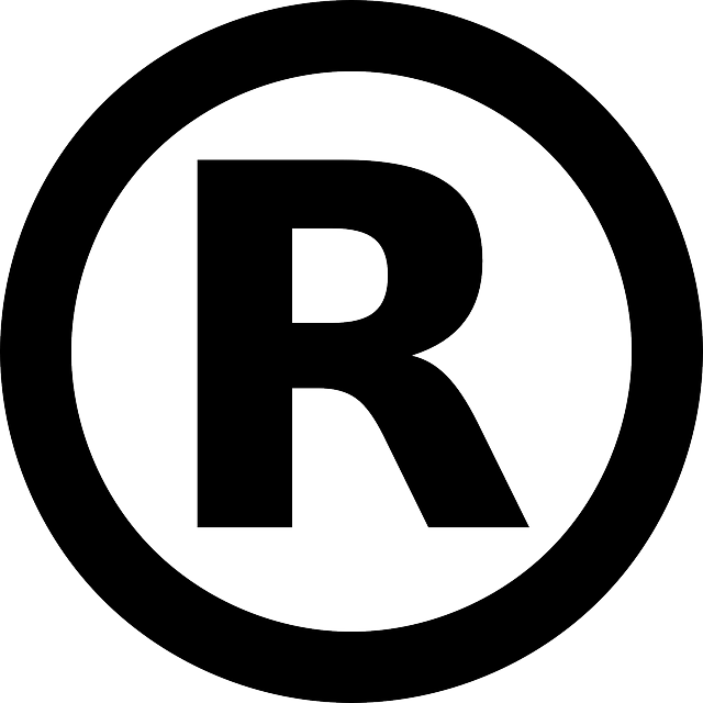 Como registrar uma marca 2 - Símbolo de um R com um círculo, indicando uma marca registrada.
