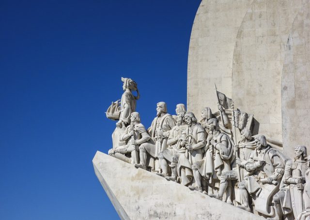 Como tirar a cidadania portuguesa sozinho 2 - imagem do momumento aos navegadores, em Lisboa